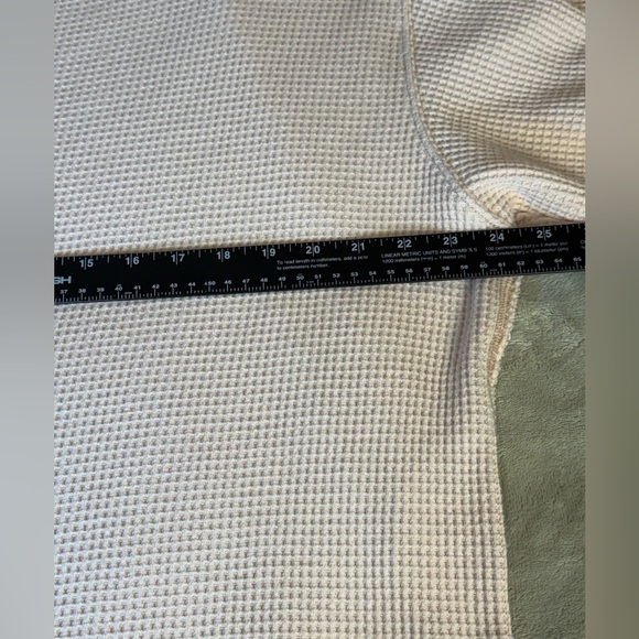 Aerie Oversized Dusty Pink Waffle Knit Thermal Crewneck Sweater Size L - Picture 5 of 8